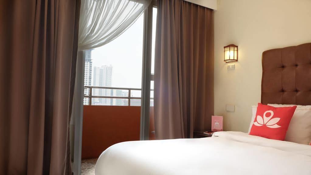 Zen Rooms Malate Robinsons Манила Экстерьер фото